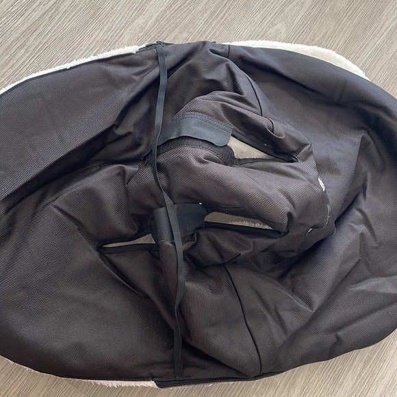 Jolly Jumper Cuddle Bag - Picture 5 of 6